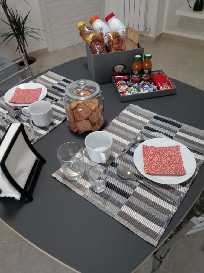 Beb Del Carmelo Apartment แมร์คาโต ซาน เซเวริโน ภายนอก รูปภาพ